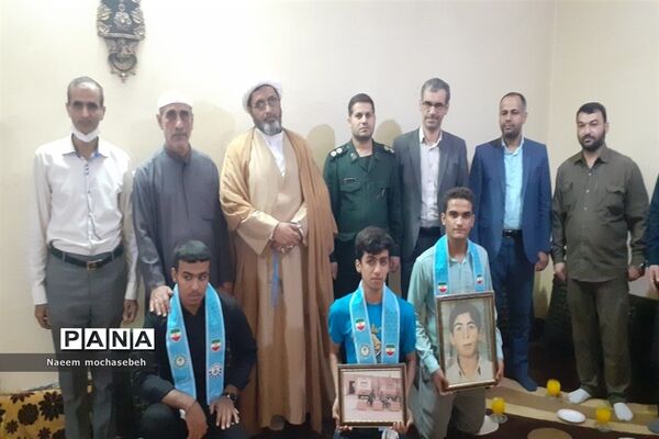 دیدار با خانواده شهدا در شادگان به مناسبت روز ۱۳ آبان