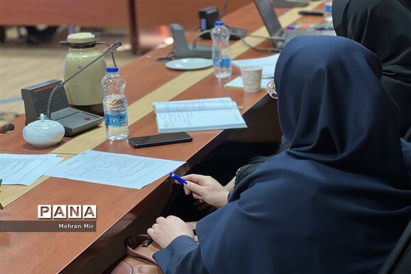 دومین جلسه دوره  جامع تربیت درمانگر راه حل محور