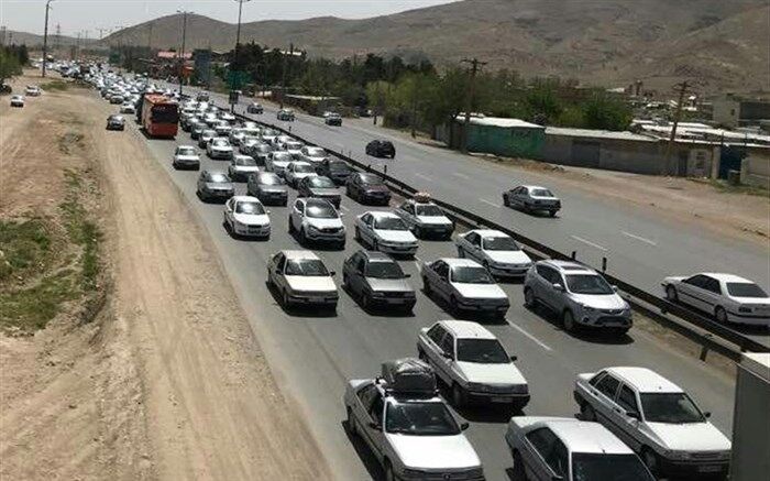 تردد در محورهای چالوس و هراز روان است