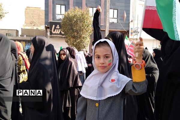 برگزاری راهپیمایی ۱۳ آبان در شهرستان قرچک