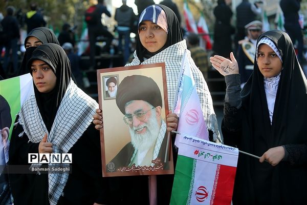 راهپیمایی یوم الله ۱۳ آبان در تهران