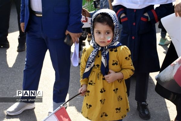 راهپیمایی روز دانش‌آموز در بهنمیر