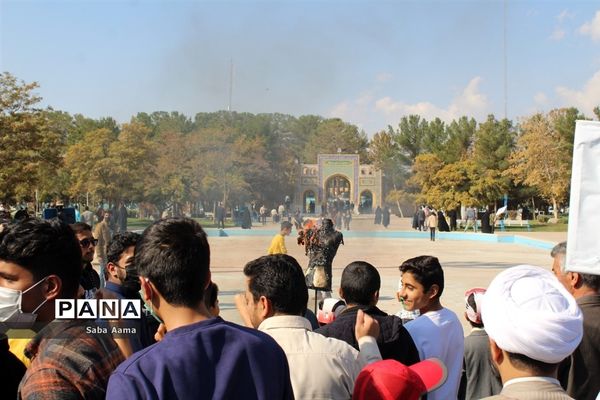حماسه حضور پرشور مردم کاشمر در راهپیمایی یوم الله ۱۳ آبان
