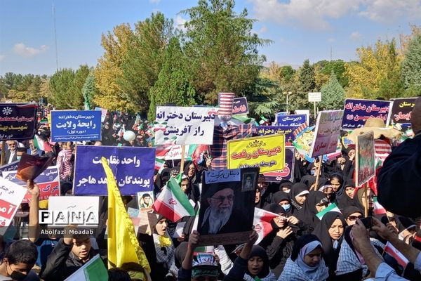 حماسه حضور پرشور مردم کاشمر در راهپیمایی یوم الله ۱۳ آبان