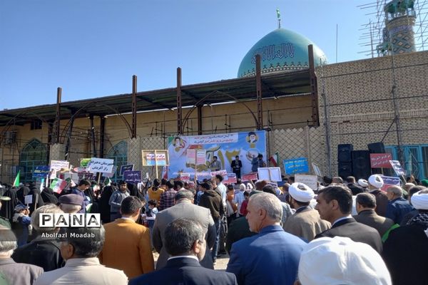 حماسه حضور پرشور مردم کاشمر در راهپیمایی یوم الله ۱۳ آبان