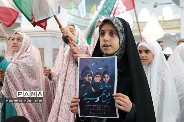 حضور با شکوه مردم آباده در راهپیمایی 13 آبان