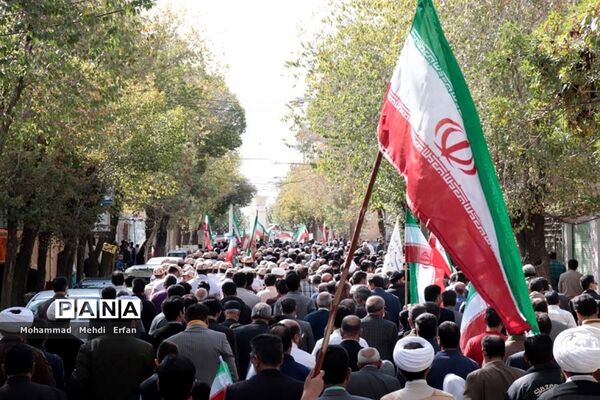 حضور با شکوه مردم آباده در راهپیمایی 13 آبان