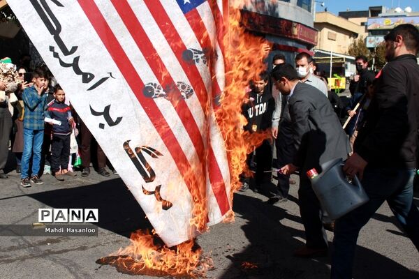 راهپیمایی 13 آبان در زنجان