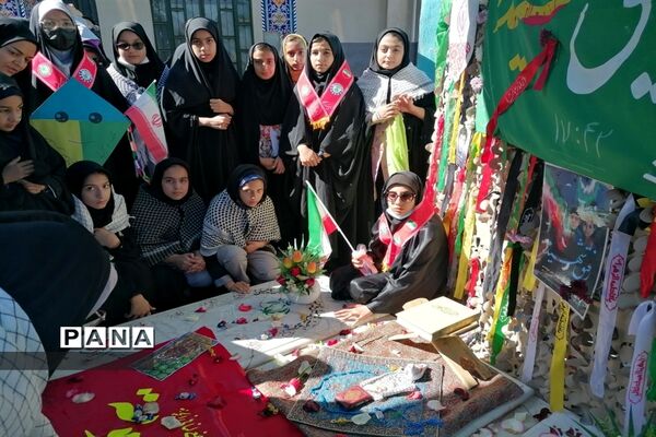 حضور پرشوردانش‌آموزان ابرکوهی در راهپیمایی ۱۳ آبان