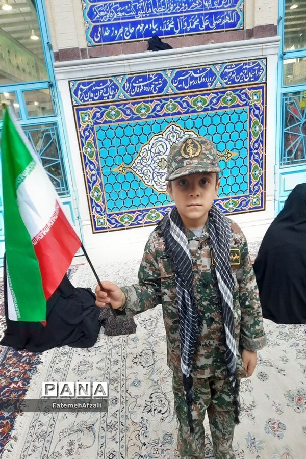 حضور پرشور دانش‌آموزان شهرستان اقلید در راهپیمایی روز عزت آفرینی