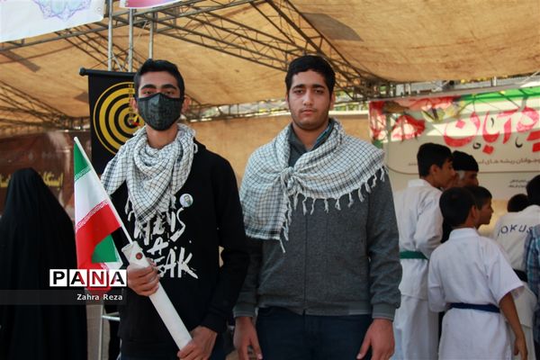 راهپیمایی ۱۳ آبان در شهرستان ورامین