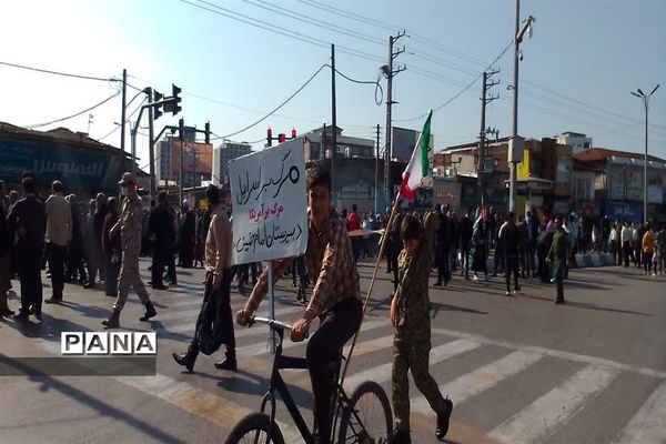 راهپیمایی 13 آبان در محمود آباد