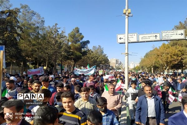 راهپیمایی 13 آبان در قزوین-2