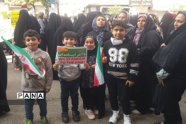 راهپیمایی ۱۳ آبان در قائمشهر