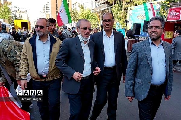 ۱۳ آبان‌ حماسه ایستادگی، مقاومت و استکبارستیزی