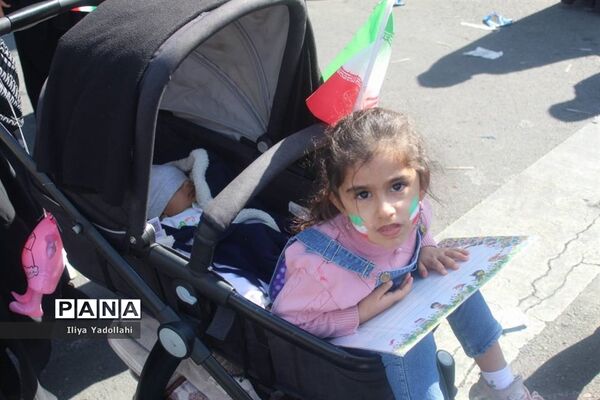 اجتماع بزرگ و سراسری ۱۳ آبان در خیابان طالقانی