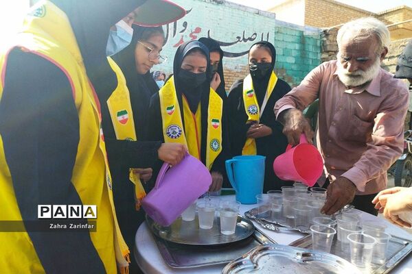راهپیمایی 13 آبان در سعدآباد