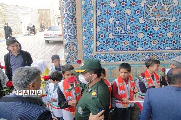 راهپیمایی 13 آبا‌ن در شهرستان ورزنه