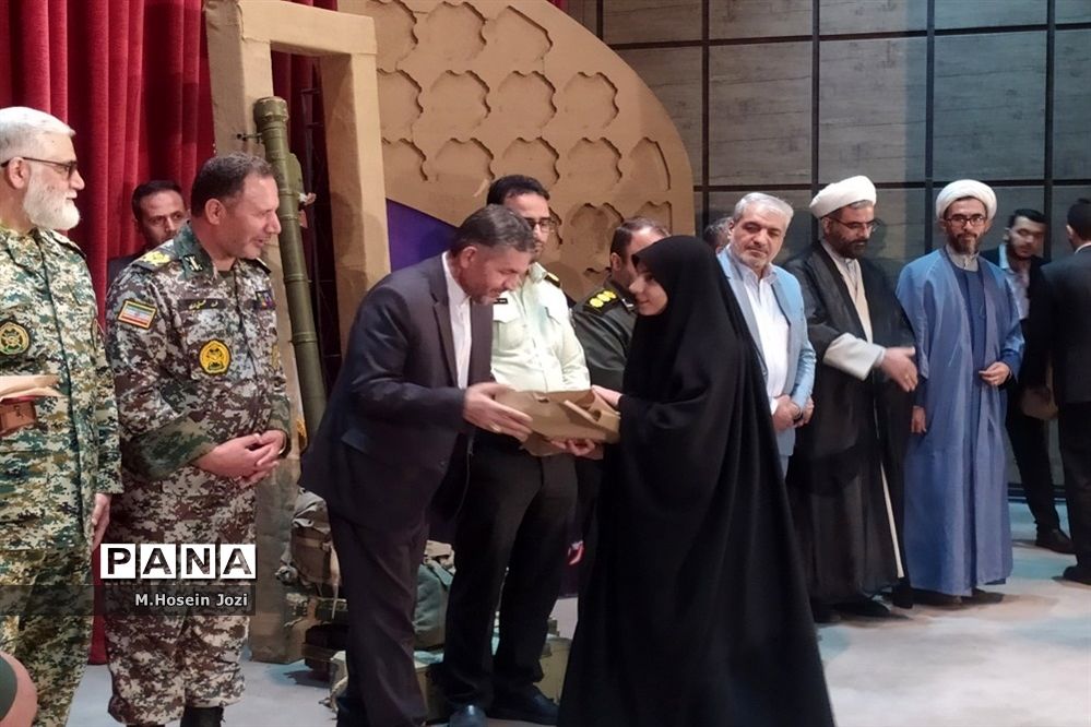 یادواره یک‌هزار شهید دانش‌آموز و فرهنگی درقم