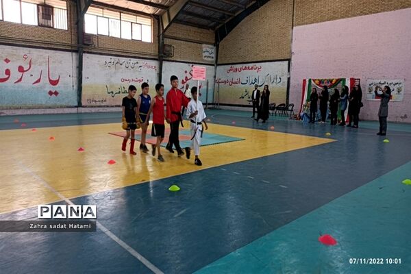افتتاحیه المپیاد ورزشی درون مدرسه‌ای در پاکدشت