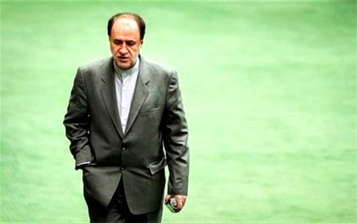 شیر نفت باید برای دانش‌آموزان در مدرسه باز شود؛ باید برای آموزش و پرورش هزینه کرد