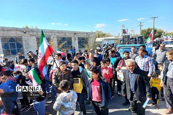 راهپیمایی 13 آبان در روستاهای قم