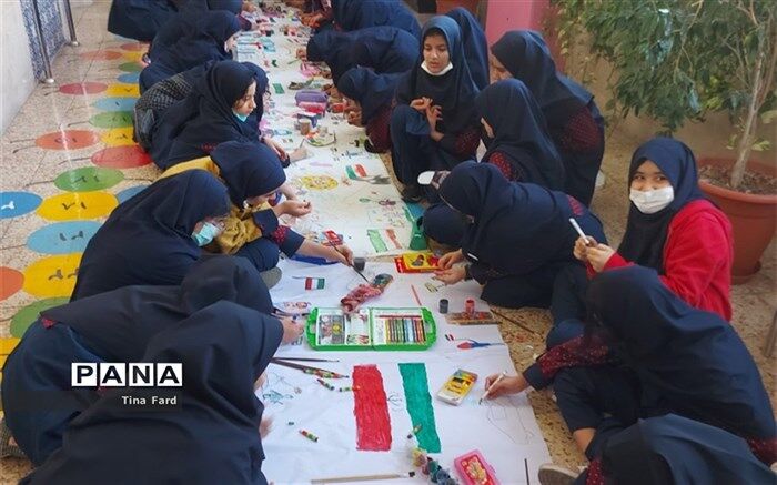 تجربه نقاشی متری همگانی در فضایی پر شور و نشاظ برای دانش آموزان ابتدایی