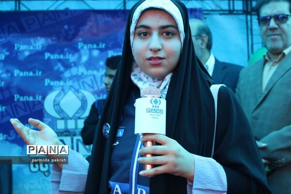 حضور پُرشور دانش‌آموز خبرنگاران کرمانشاهی در 13 آبان