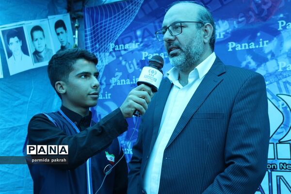 حضور پُرشور دانش‌آموز خبرنگاران کرمانشاهی در 13 آبان
