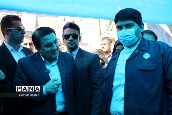 حضور پُرشور دانش‌آموز خبرنگاران کرمانشاهی در 13 آبان