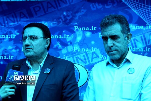 حضور پُرشور دانش‌آموز خبرنگاران کرمانشاهی در 13 آبان
