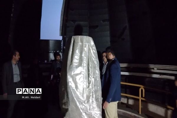 تقدیر از برگزیدگان جشنواره ایران قوی و قداست پرچم