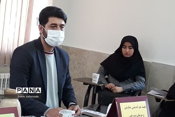 نشست تربیتی و هم‌اندیشی معاونان و مربیان پرورشی مدارس در رودهن