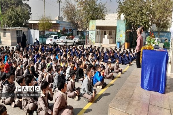 مراسم «مصباح الهدی» دبستان پسرانه اولیای شیرازی منطقه کهریزک