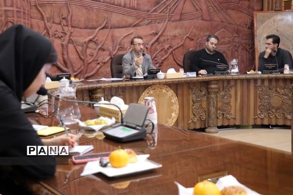 ششمین نشست خبری روح‌‌الله رشیدی