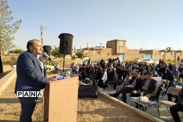 گردهمایی دانش‌آموزان، ایثارگران و خانواده ‌شهدا ‌جهادآباد شهرستان شاهین‌شهر