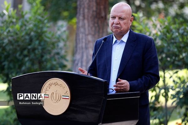 حاشیه جلسه هیات دولت