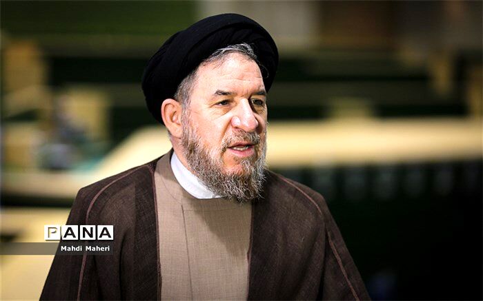 روحانیت نماد انقلاب اسلامی است؛ خدمت‌رسانی روحانیون به مردم بر همگان آشکار است