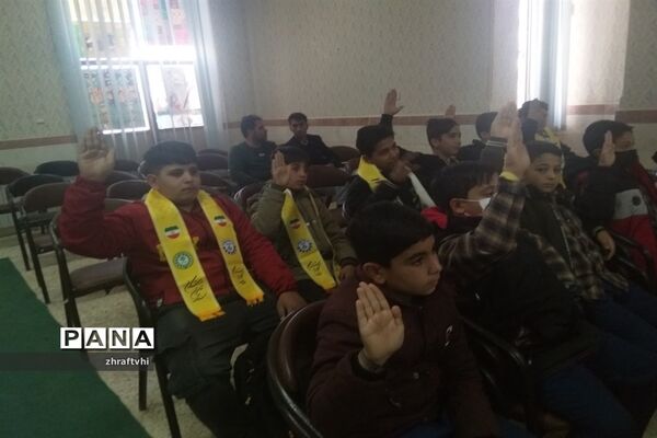 کار گاه توانمند‌سازی دانش‌آموزان پیشتاز