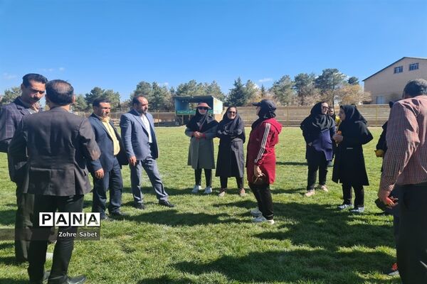 دومیدانی دختران آموزشگاه متوسطه شهرستان اقلید