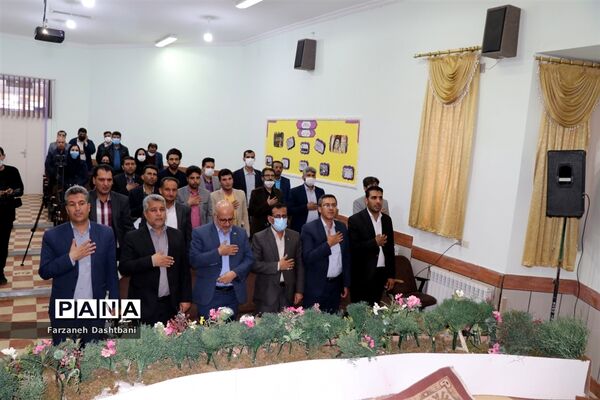 برگزاری نشست هم‌اندیشی مدیران و کارشناسان کانون های فرهنگی‌تربیتی شرق فارس در نی‌ریز