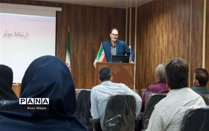 ارتباط موثر با دانش‌آموزان، موجب پیشرفت در اهداف مدرسه می‌شود