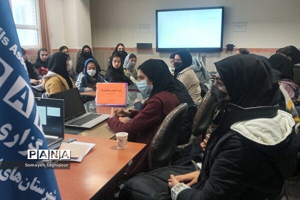 برگزاری دوره های آموزشی خبرنگاری پانا  در بهارستان دو