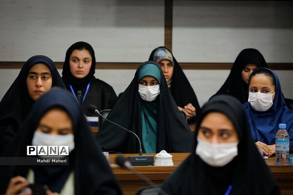کارگاه روایتگری اردوهای دانش‌آموزی راهیان پیشرفت ایران اسلامی