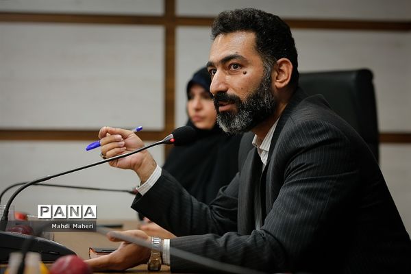 کارگاه روایتگری اردوهای دانش‌آموزی راهیان پیشرفت ایران اسلامی