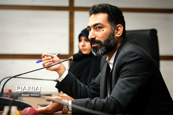 کارگاه روایتگری اردوهای دانش‌آموزی راهیان پیشرفت ایران اسلامی