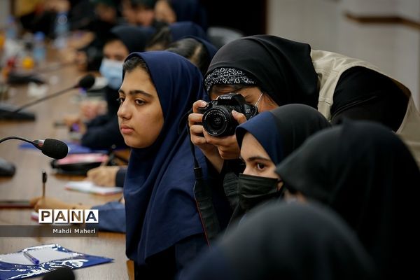 کارگاه روایتگری اردوهای دانش‌آموزی راهیان پیشرفت ایران اسلامی