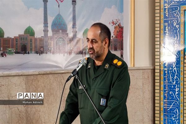 نشست صمیمی و اردوی تفریحی و تربیتی فرماندهان واحدهای بسیج دانش‌آموزی شهرستان رباط‌کریم و پرند در اردوگاه شهید‌باهنر