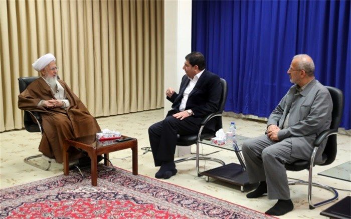 آیت‌‌الله جوادی آملی: مردم جایگاه مهمی دارند و باید با عزت و آبرو اداره شوند