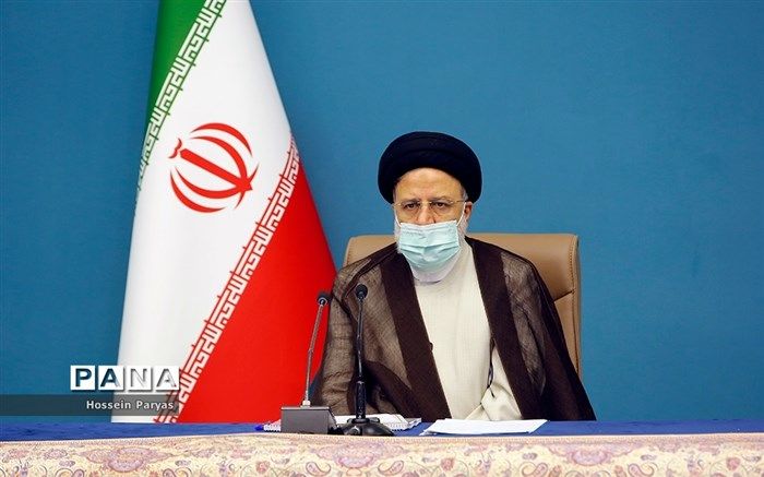 جامعه آگاه زیر بار سلطه نمی‌رود‌